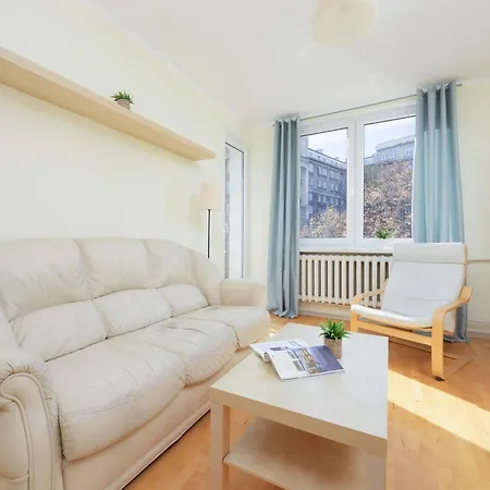 Walowa With Balcony Downtown By Renters Appartement