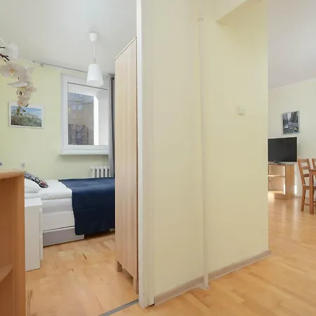 Apartment Walowa With Balcony Downtown By Renters