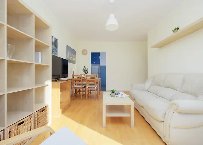 Apartament Wałowa With Balcony Downtown By Renters