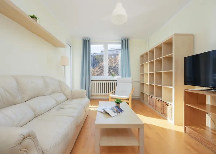 Wałowa With Balcony Downtown By Renters Apartament *