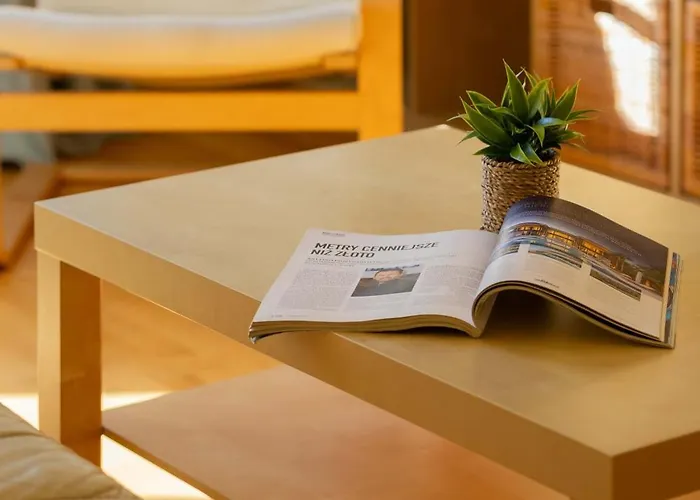 Wałowa With Balcony Downtown By Renters *