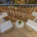 Walowa With Balcony Downtown By Renters Appartamento Varsavia