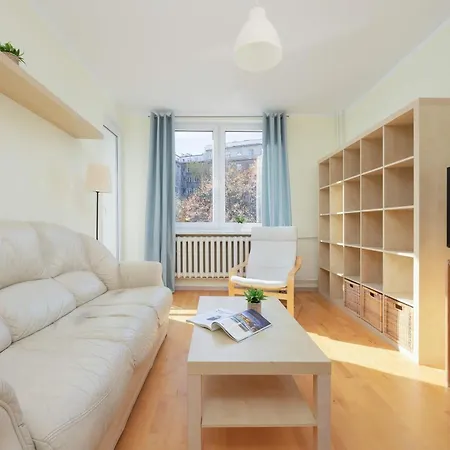 Walowa With Balcony Downtown By Renters Lägenhet *