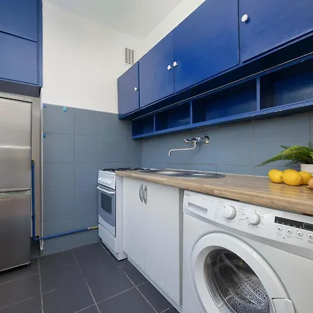아파트 Walowa With Balcony Downtown By Renters 바르샤바